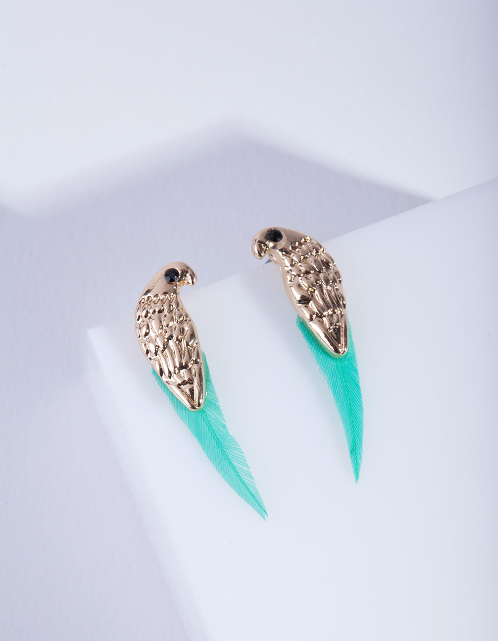 Exquisite Gold-Toned Bird Design Stud Earrings with Green Feathers