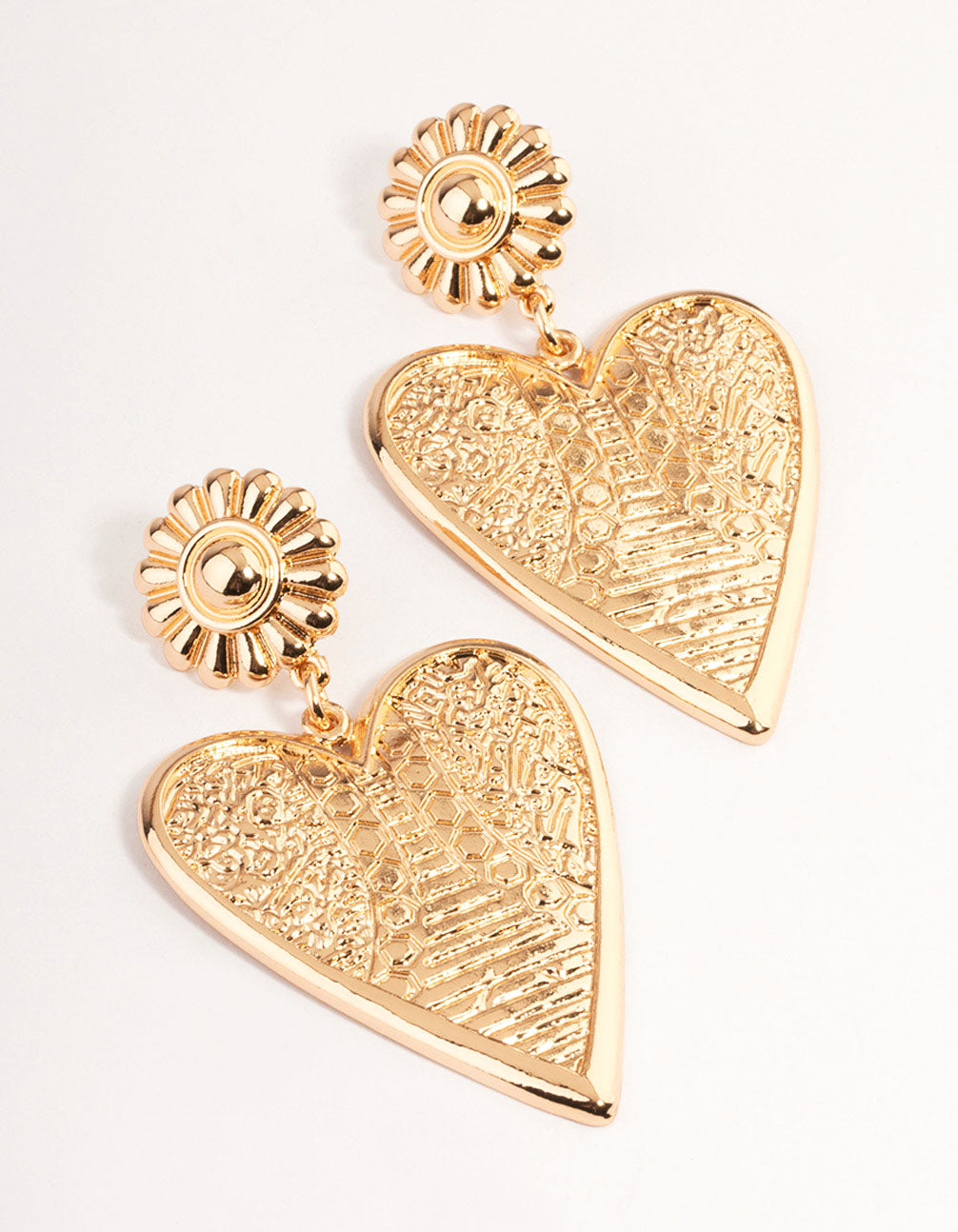 Stylish Gold Boldly Etched Heart-shaped Earrings for Fashion Lovers