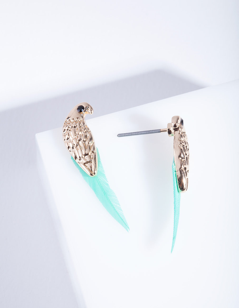 Exquisite Gold-Toned Bird Design Stud Earrings with Green Feathers