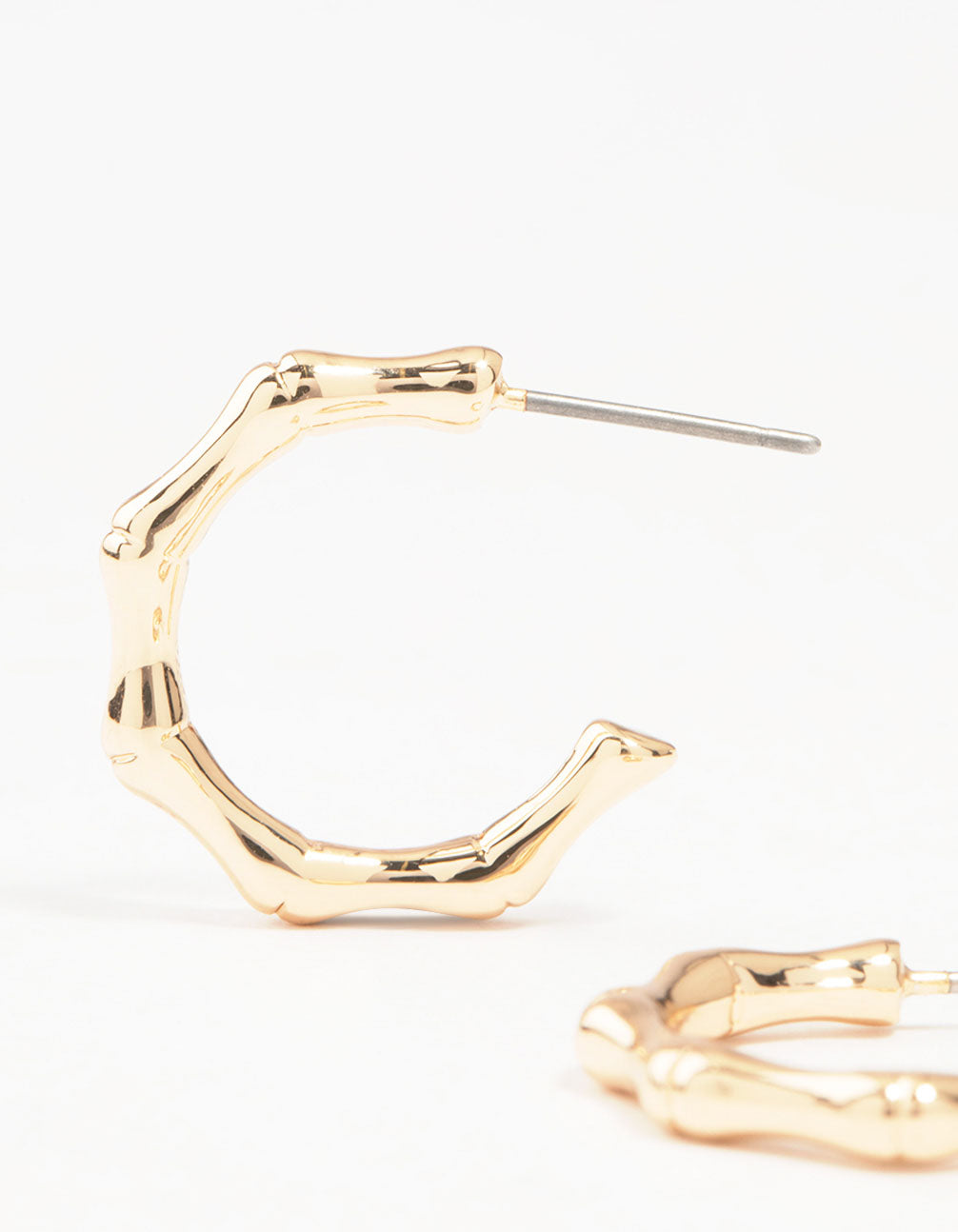 Stylish Gold-Toned Bamboo Hoop Earrings for a Fashionable Look
